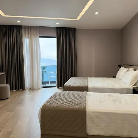 Joelle Premium Hotel Sarande Exterior photo